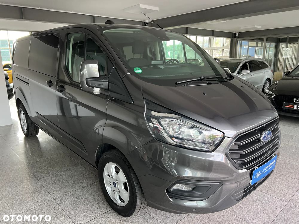 Ford Custom - 3