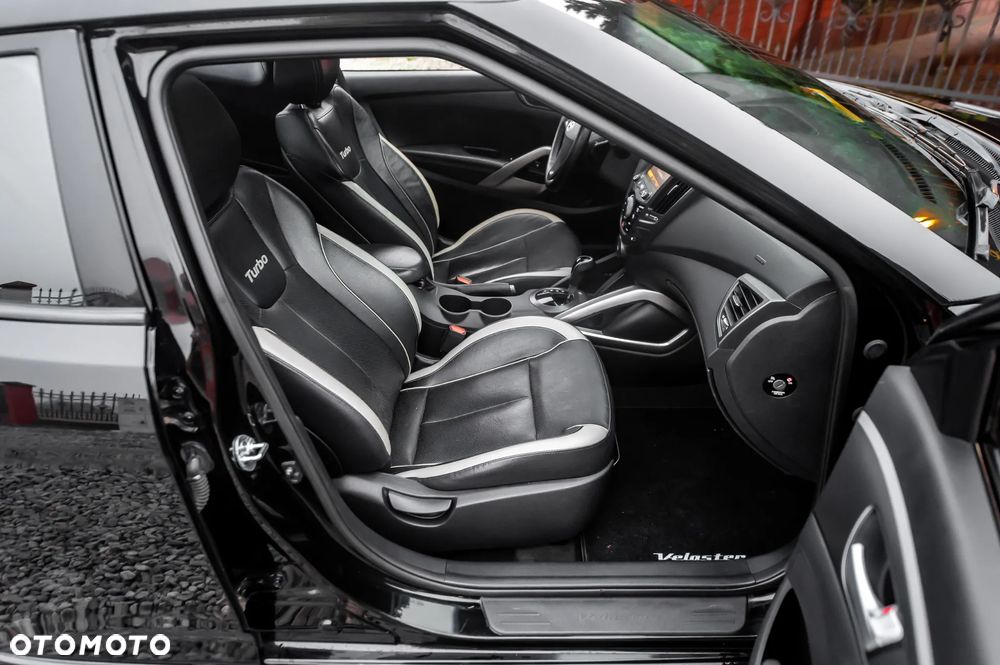 Hyundai Veloster 1.6 Turbo Automatik Premium - 19