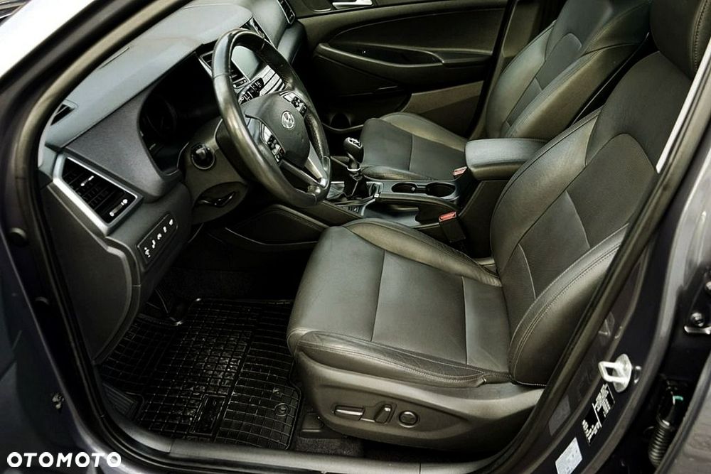 Hyundai Tucson 2.0 CRDi 2WD Trend - 18