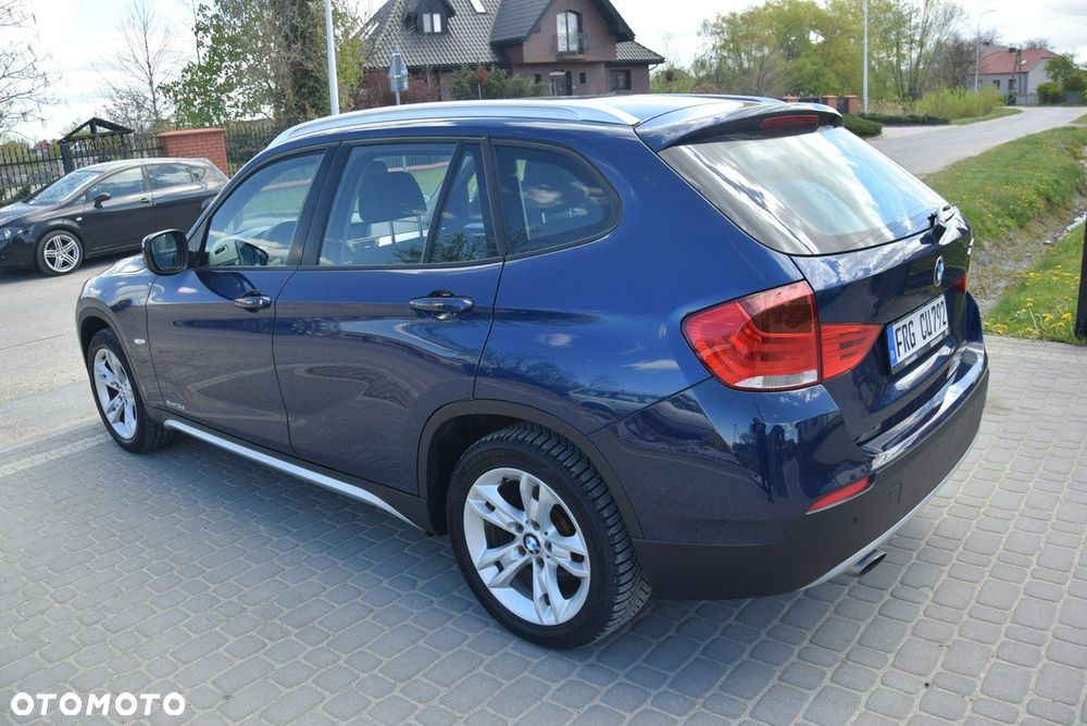 BMW X1 sDrive18d - 12