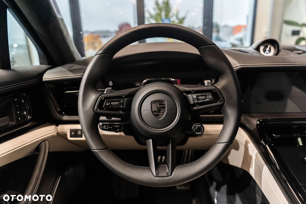 Porsche Panamera Turbo S E-Hybrid PHEV - 17