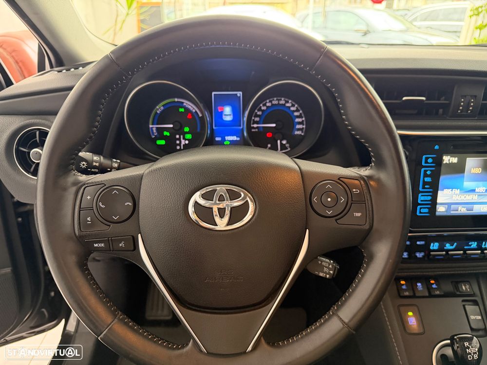 Toyota Auris 1.8 HSD Comfort +P.Sport+Navi - 24