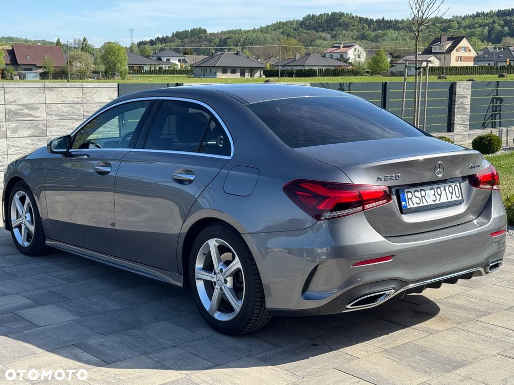 Mercedes-Benz Klasa A 220 4Matic 7G-DCT AMG Line - 4