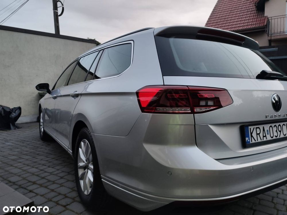 Volkswagen Passat - 10