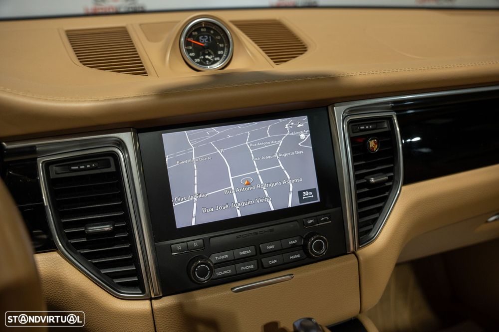 Porsche Macan S - 41