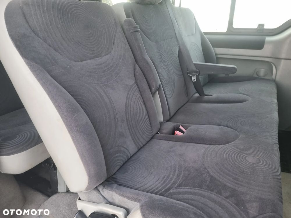 Renault Trafic L1H1 Passenger Lux - 9
