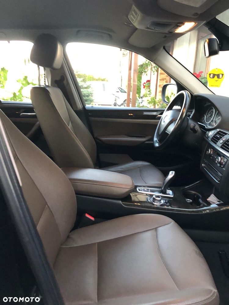 BMW X3 ver-520d - 36