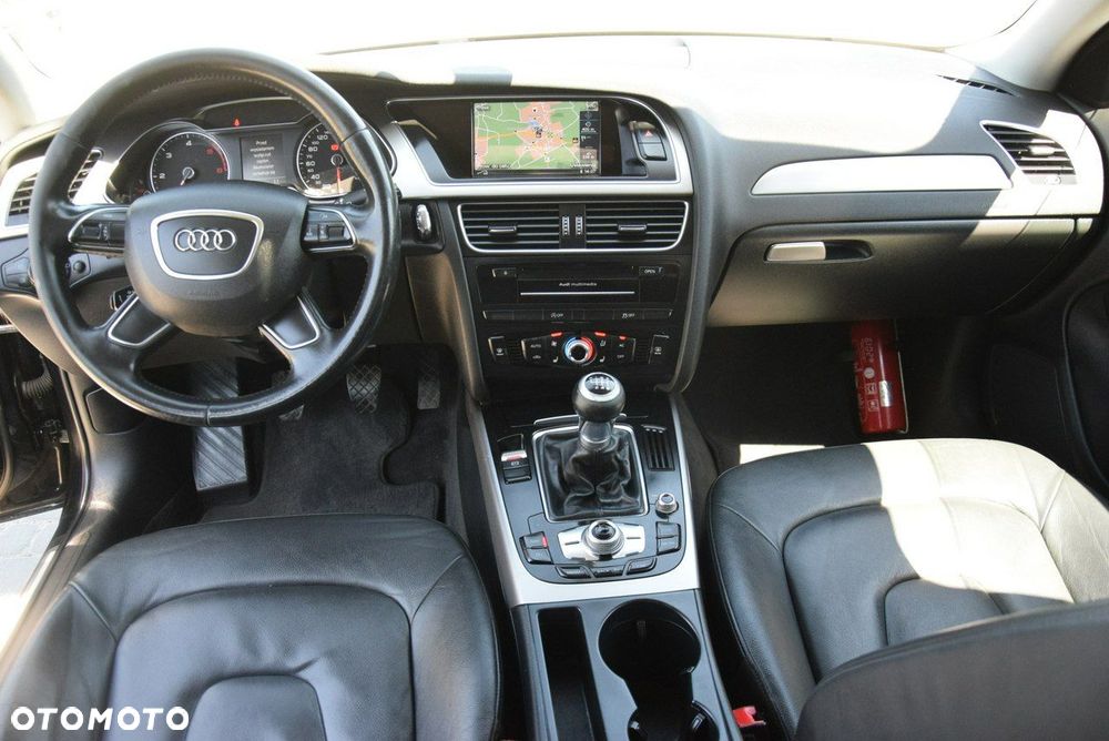 Audi A4 Avant - 30