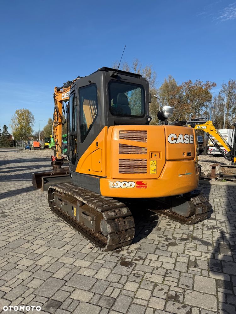 Case CX90D - 11