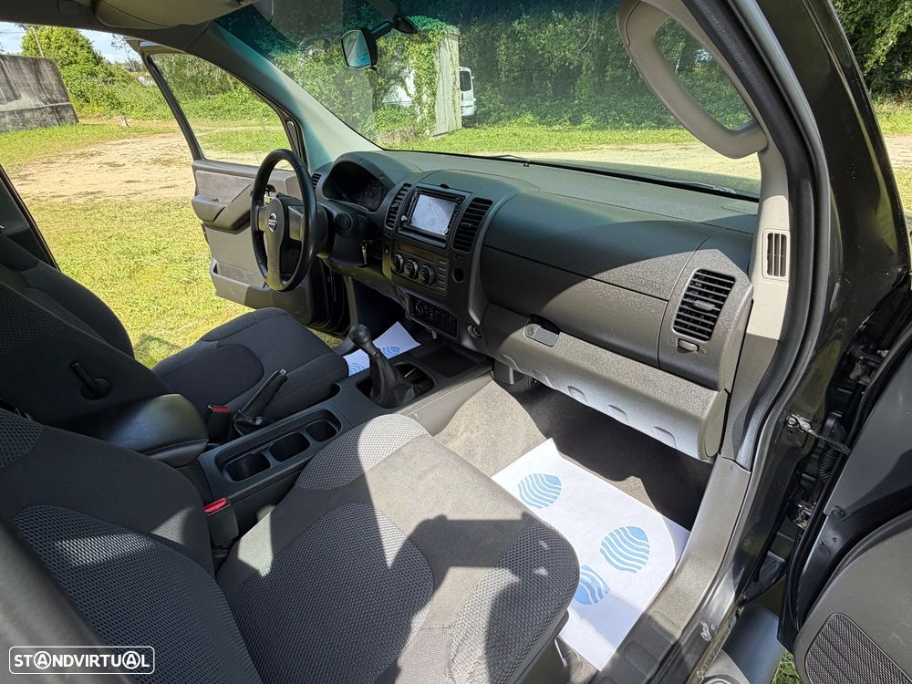 Nissan Navara 2.5 dCi CD XE Comfort - 11