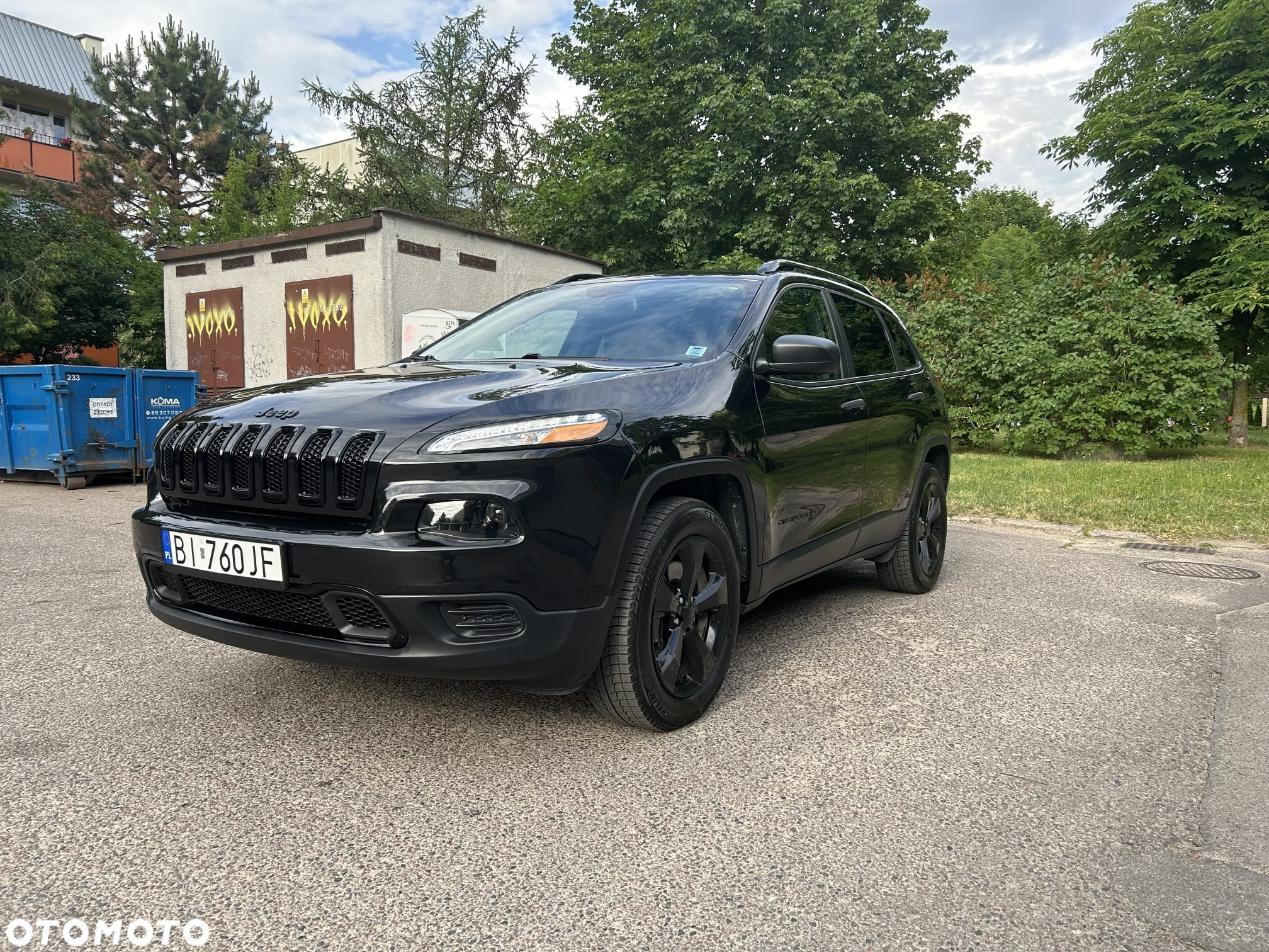 Jeep Cherokee - 4