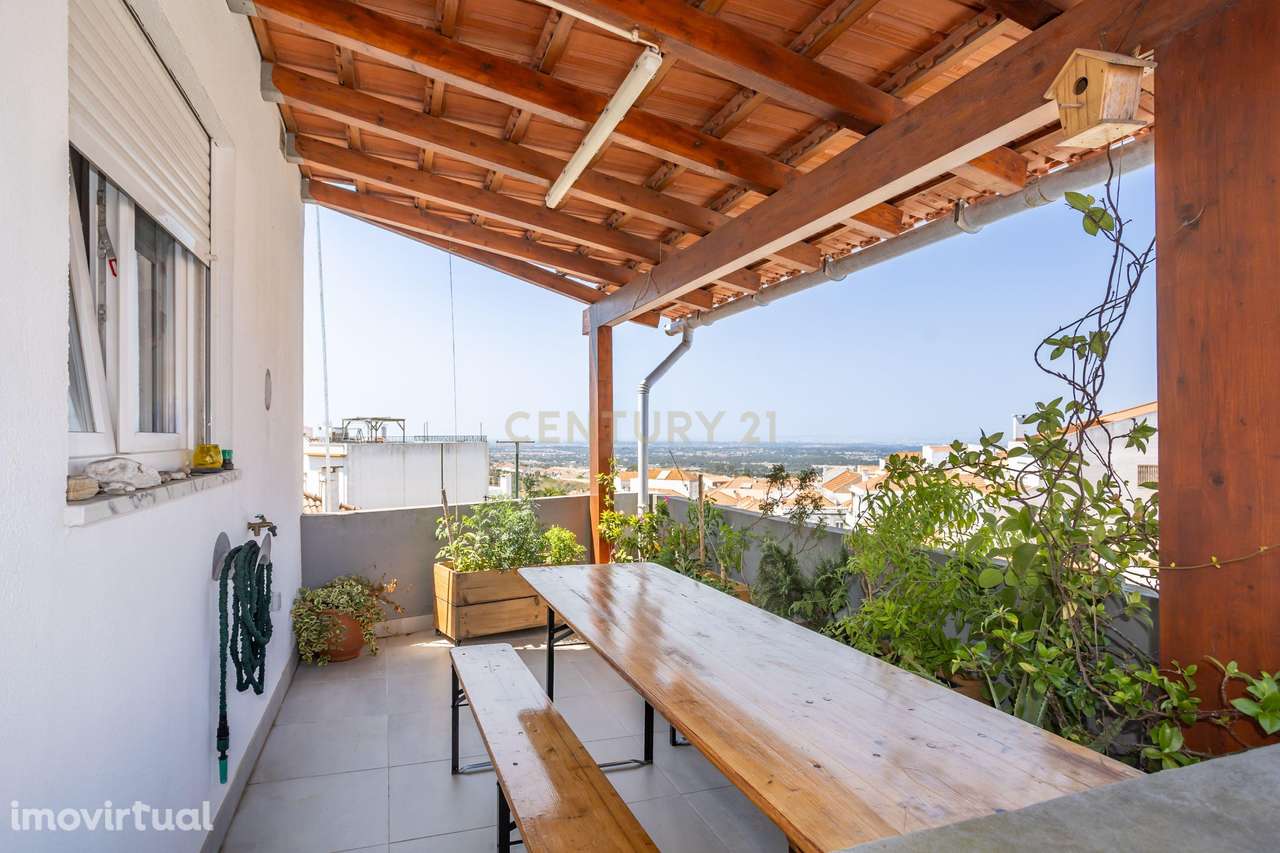 Apartamento 4 Ass. no Centro Histórico de Palmela com Vista Deslumbran - Grande imagem: 2/57