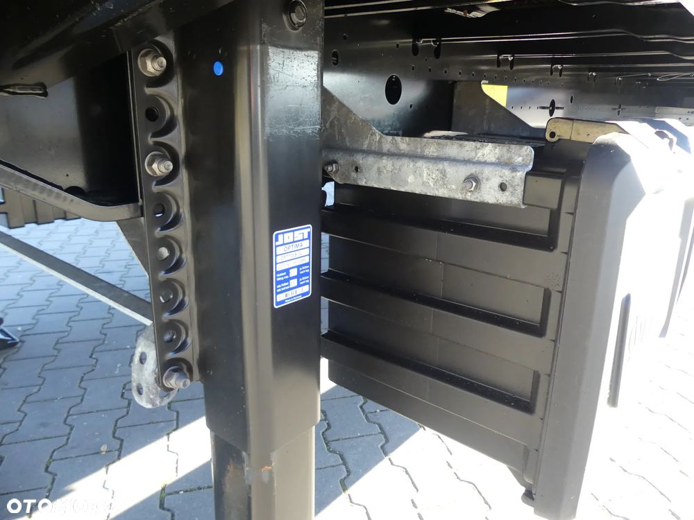 Krone MEGA / FIRANKA / OŚ PODNOSZONA / DACH PODNOSZONY / - 17