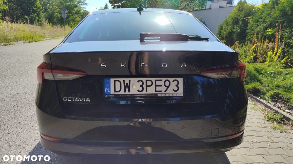 Skoda Octavia 1.5 TSI ACT Ambition - 4