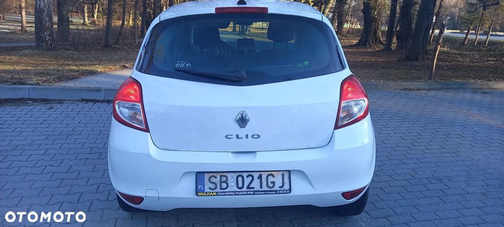 Renault Clio 1.2 16V Dwudziestka Euro5 - 5