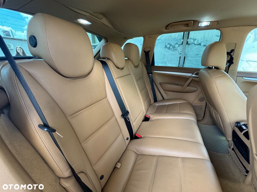 Porsche Cayenne S Tiptronic - 8