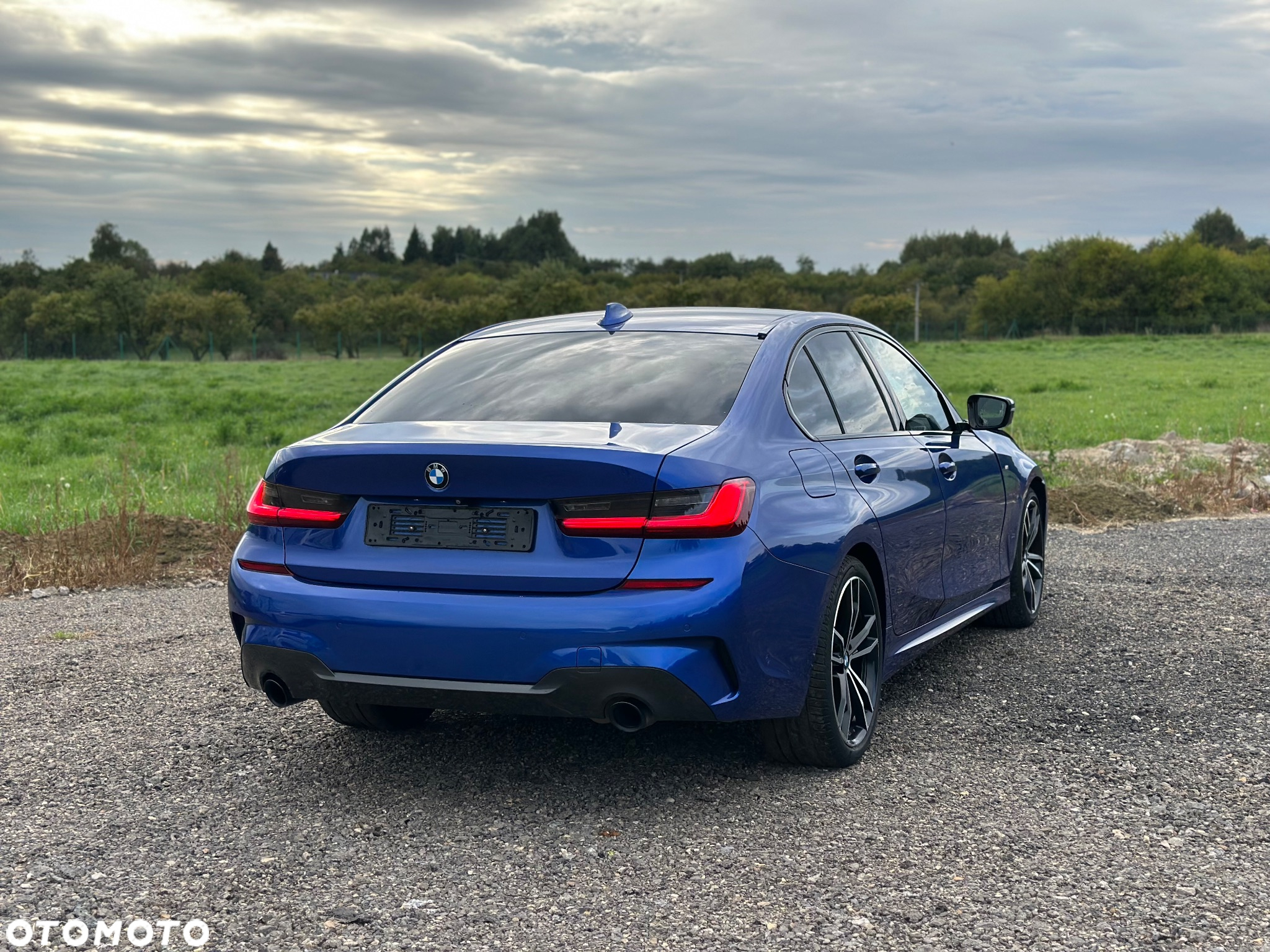 BMW Seria 3 330i M Sport - 14