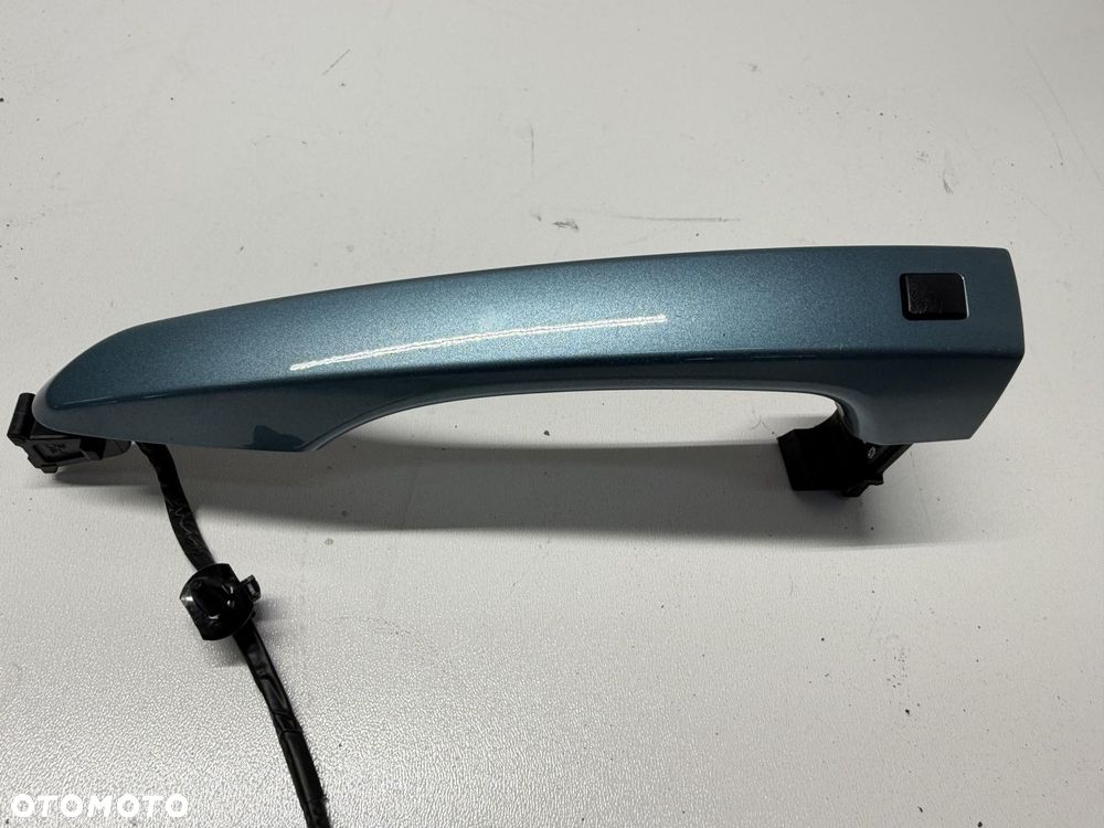 KLAMKA DRZWI LEWA PRZEDNIA KYLESS GO HYUNDAI KONA SU8 2018- - 1