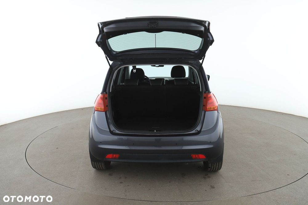 Kia Venga - 26