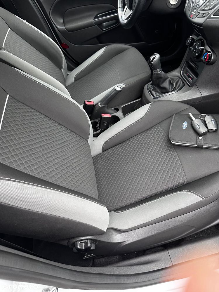 Ford Fiesta 1.25 Celebration - 26