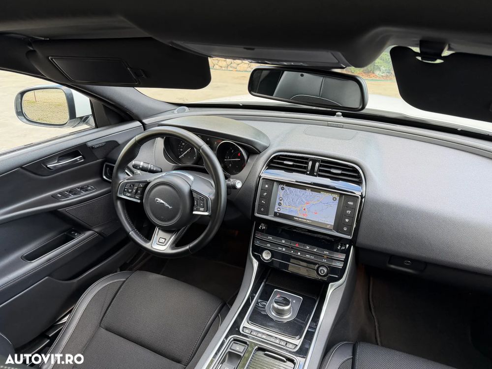 Jaguar XE 20d Aut. R-Sport - 12