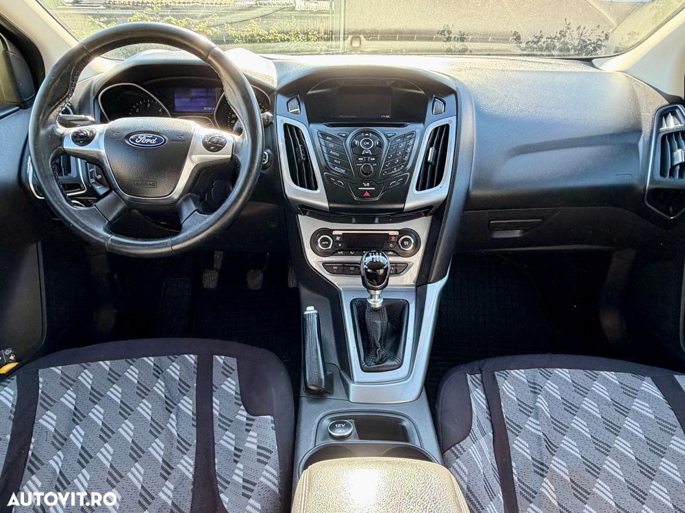 Ford Focus - 5