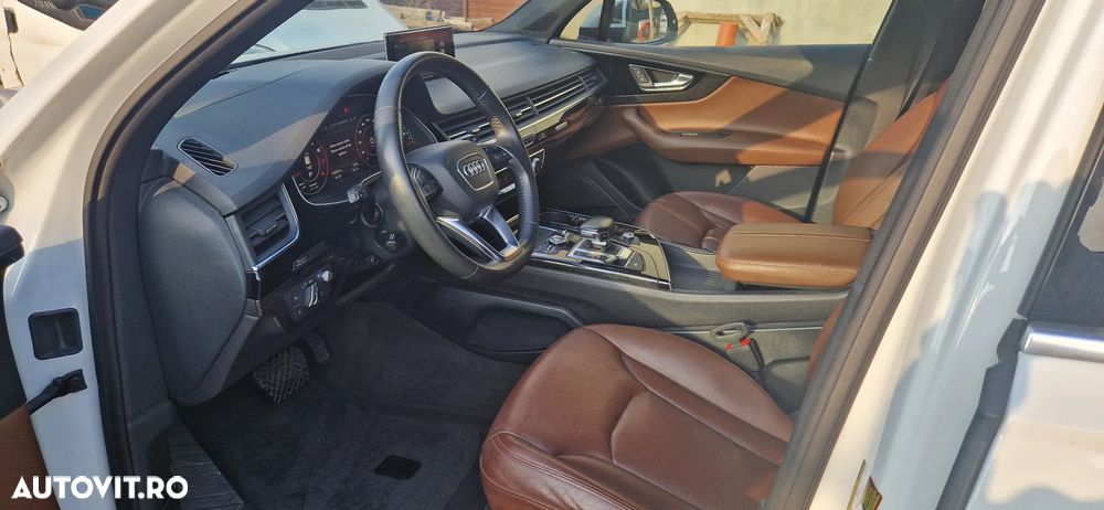 Audi Q7 3.0 TFSI Quattro Tip - 6