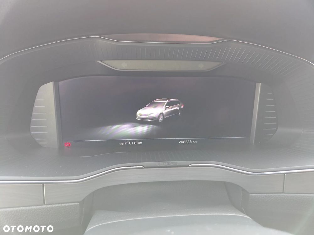 Skoda Superb 2.0 TDI SCR Style DSG - 13