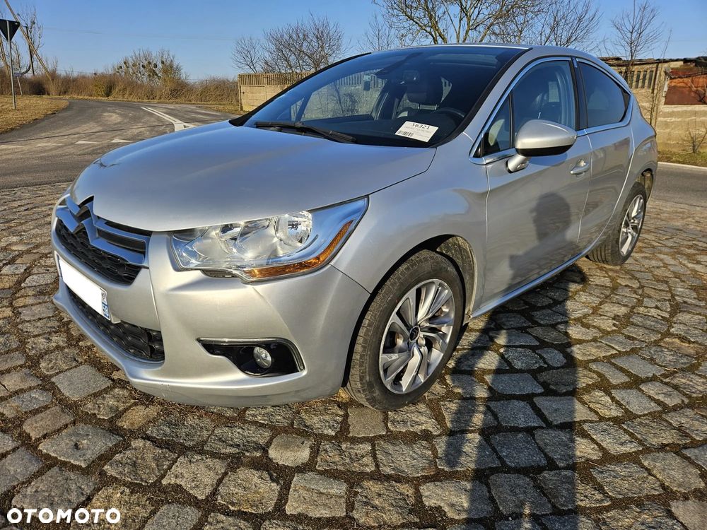 Citroën DS4 e-HDi 110 SoChic - 7