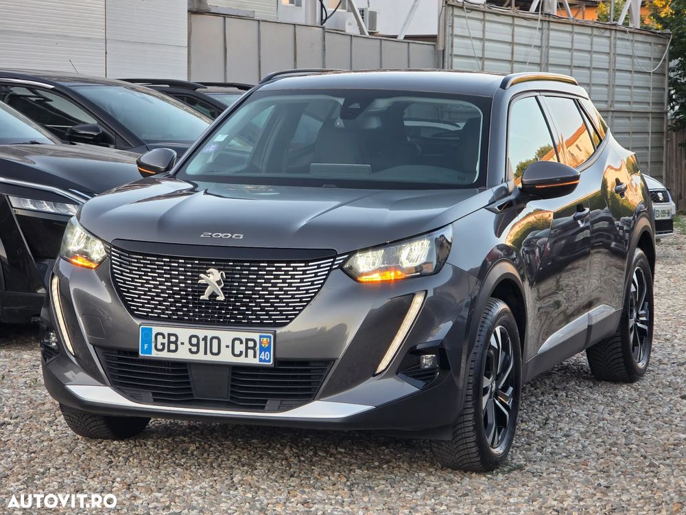 Peugeot 2008 PureTech 130 EAT8 GT - 3
