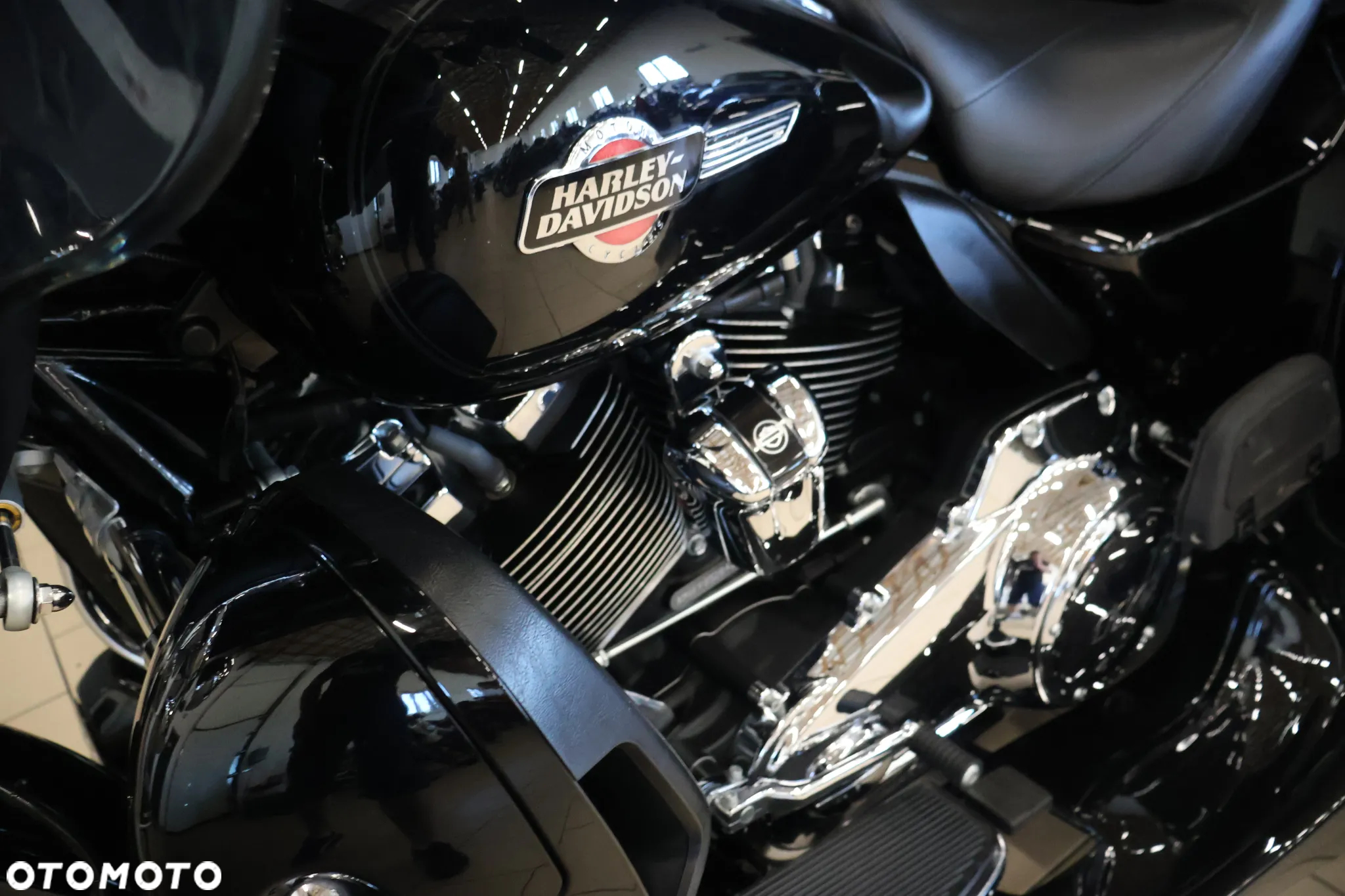 Harley-Davidson Touring Electra Glide - 30