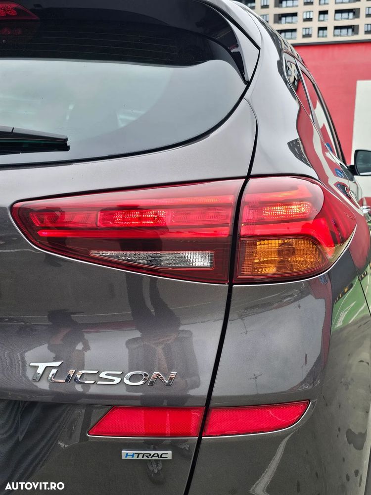 Hyundai Tucson 2.0 CRDI 4WD Automatik Premium - 16