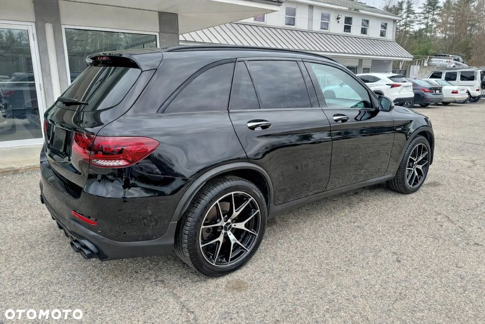 Mercedes-Benz GLC 300 4-Matic - 3