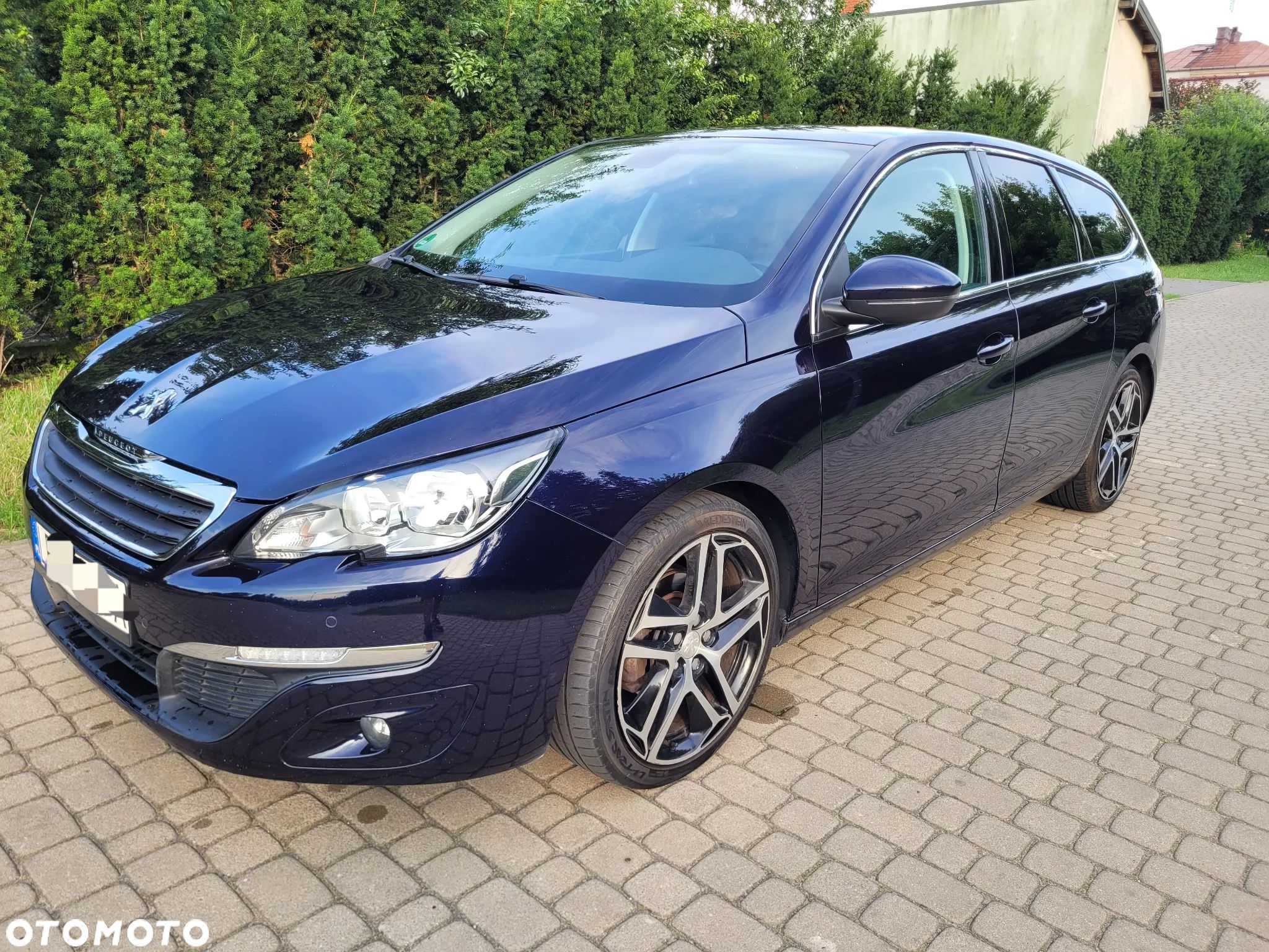 Peugeot 308 1.6 BlueHDi Allure S&S - 1