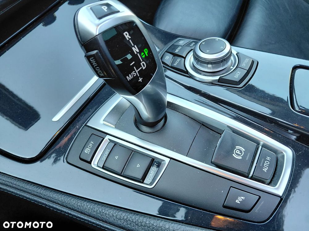 BMW Seria 5 520d Modern Line - 25