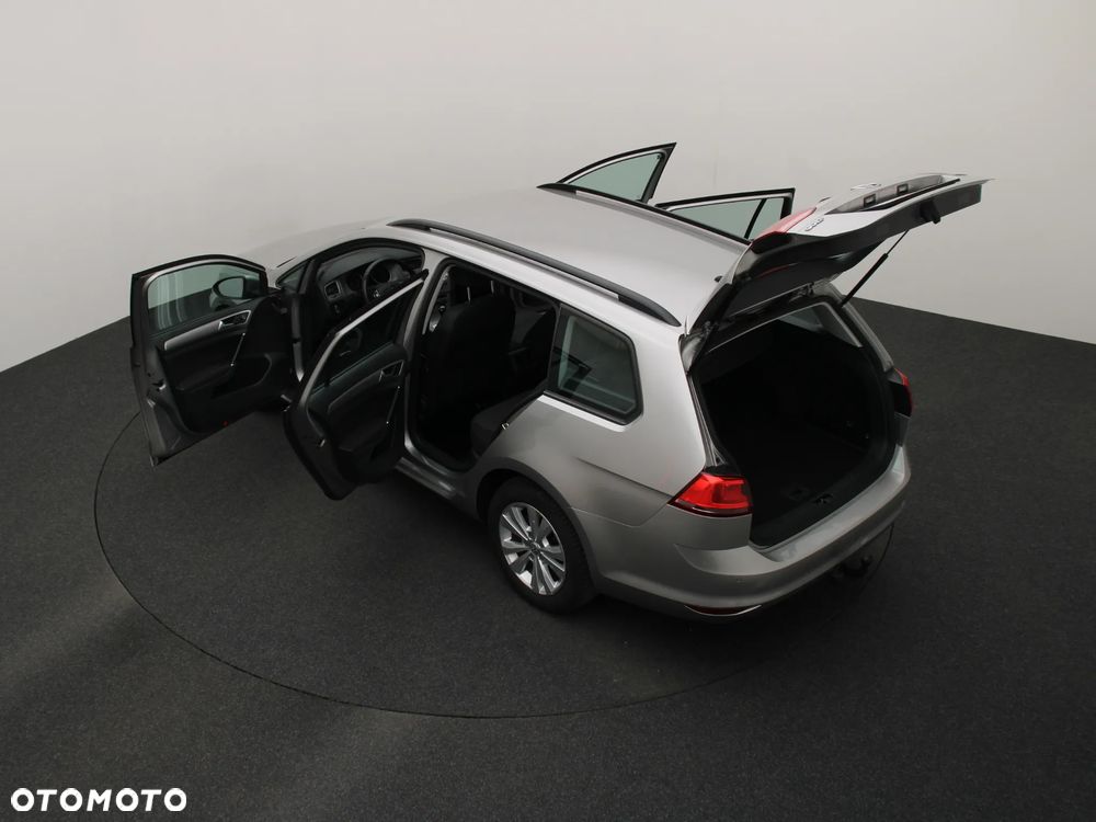 Volkswagen Golf 1.6 TDI BMT Comfortline - 13