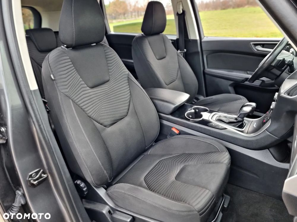 Ford S-Max 2.0 TDCi DPF Titanium - 24