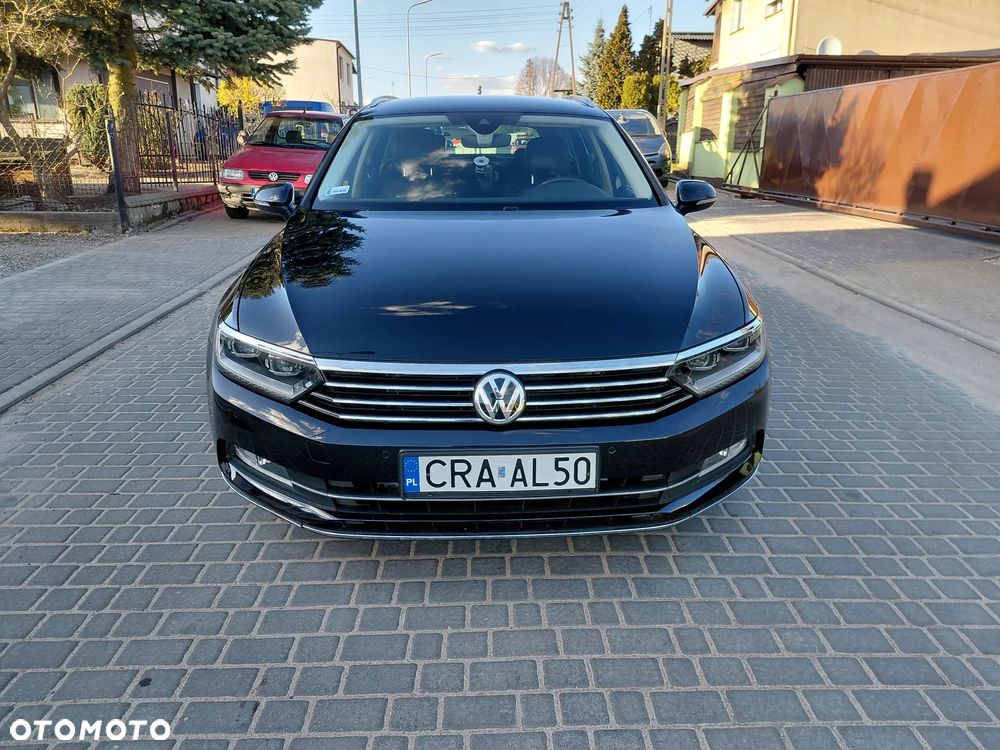 Volkswagen Passat 2.0 TDI SCR Highline - 8