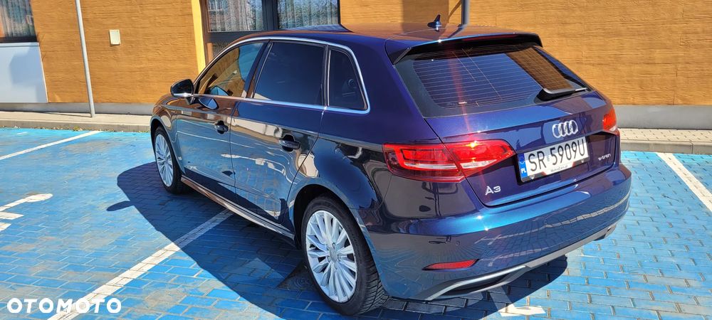 Audi A3 Sportback - 8