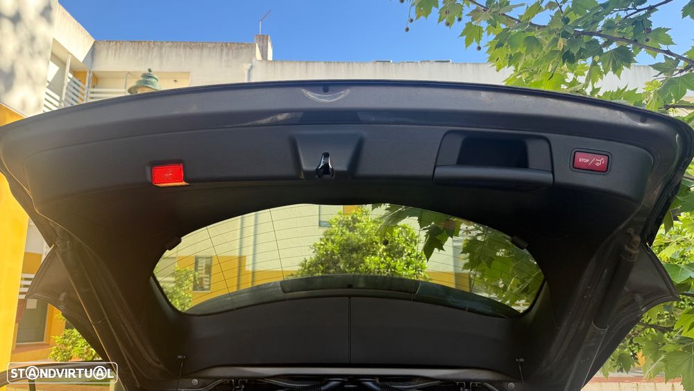 Mercedes-Benz GLA 200 d Aut. - 9