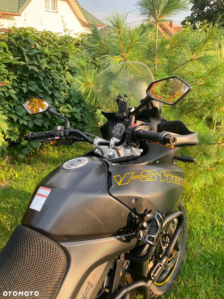 Suzuki DL - 17