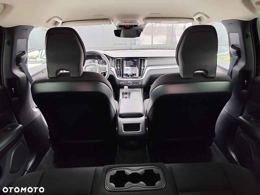 Volvo V60 B4 D Momentum Pro - 15