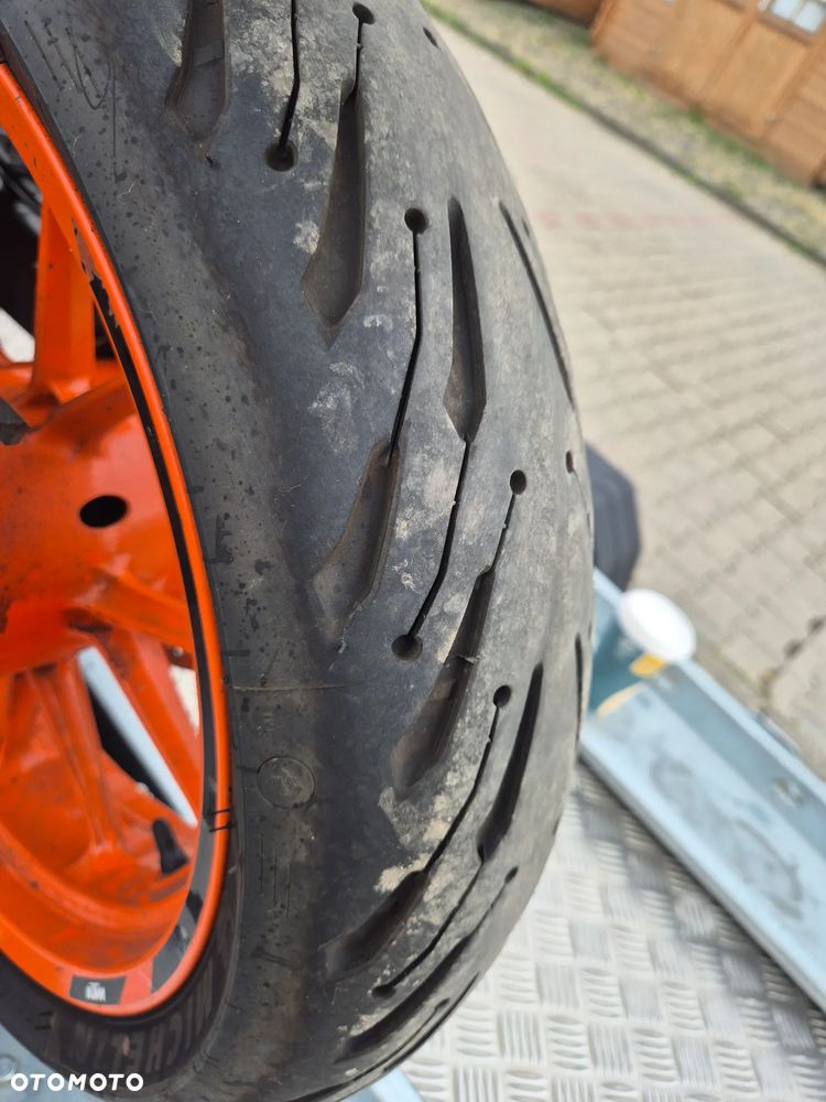 KTM Duke 125 - 18