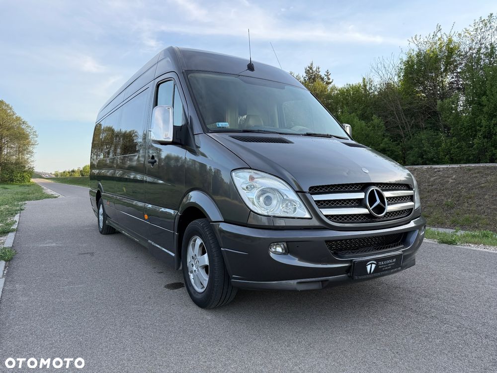 Mercedes-Benz Sprinter - 10