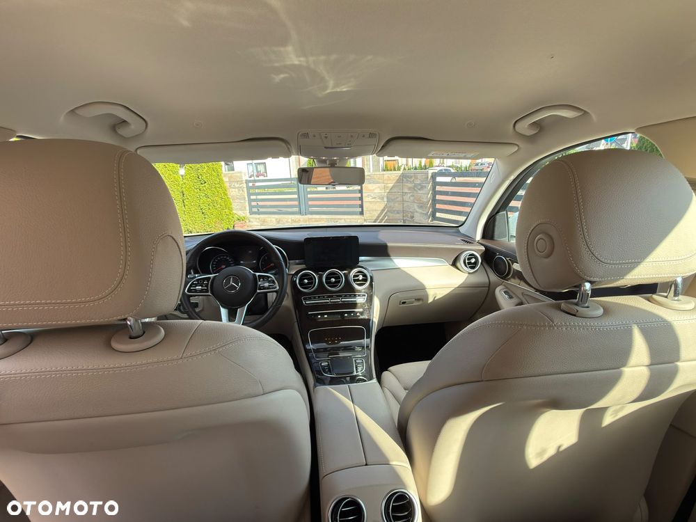Mercedes-Benz GLC 220 d 4Matic 9G-TRONIC - 11