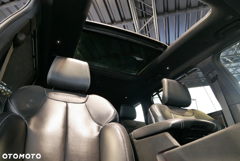 Jeep Grand Cherokee - 29