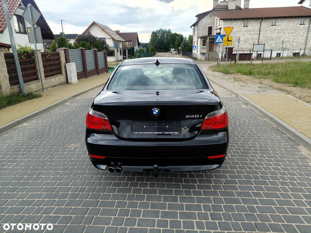 BMW Seria 5 540i Edition Exclusive - 8