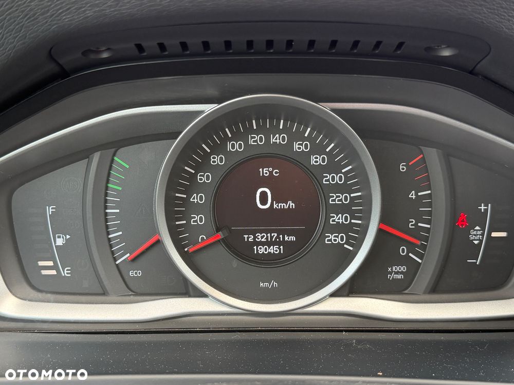 Volvo V60 D2 Edition Pro - 11