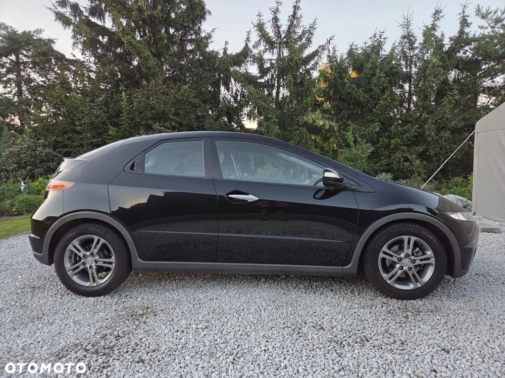 Honda Civic 1.8 Comfort - 13