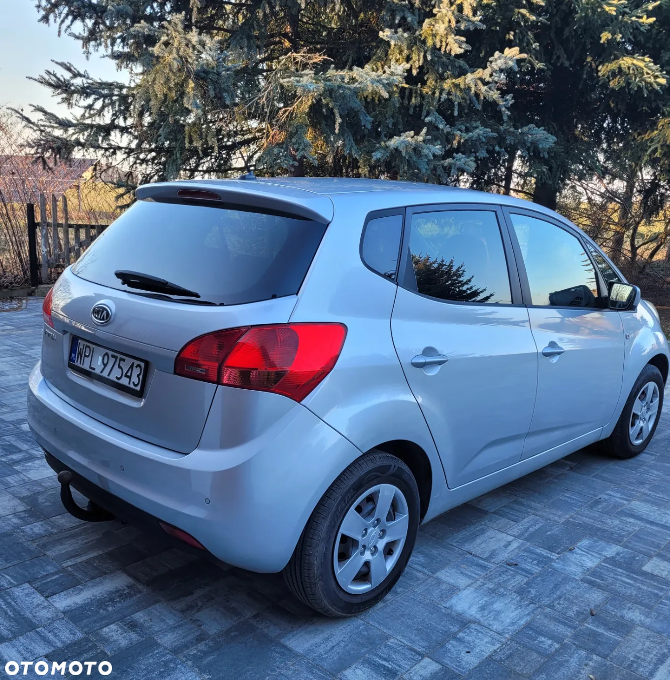Kia Venga 1.4 CVVT Attract - 4